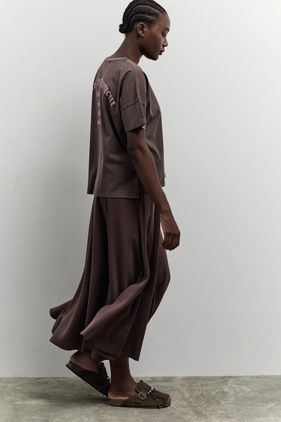 FALDA LARGA CON ABERTURAS MARRÓN CHOCOLATE - Imagen 3