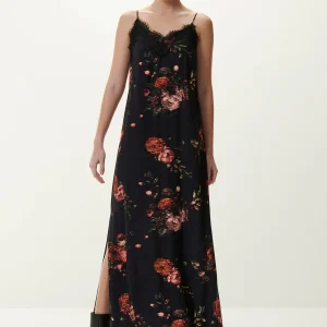 VESTIDO LARGO LENCERO