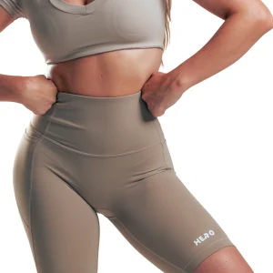 BIKER DE DAMA CON BOLSILLOS BEIGE