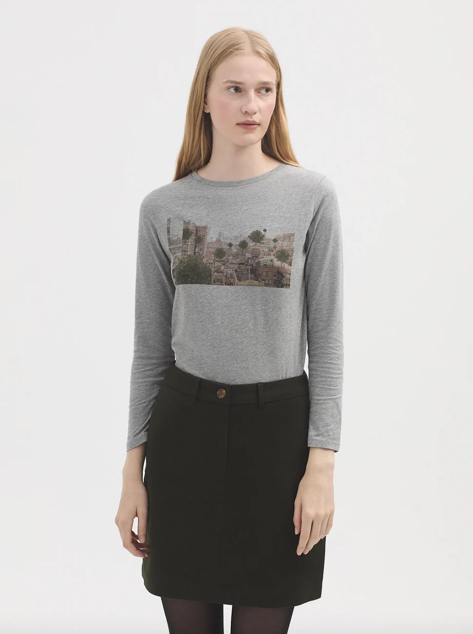 FALDA DE PANA LISA ELÁSTICA