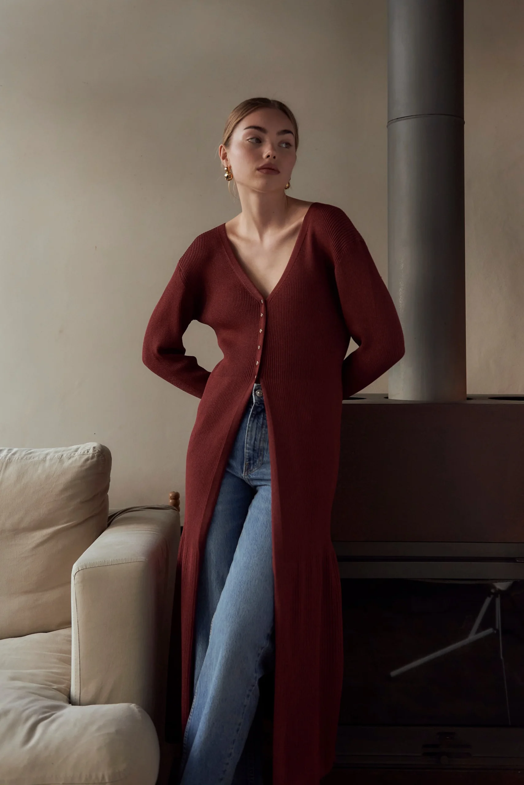 CÁRDIGAN DE PUNTO BURDEOS - Imagen 4