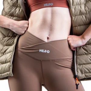 LEGGIN LISO DOBLE COSTURA CINTURA EN V HERO MARRON