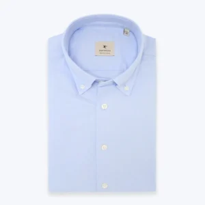 CAMISA AZUL CLARO CON CUELLO ABOTONADO BASTONCINO
