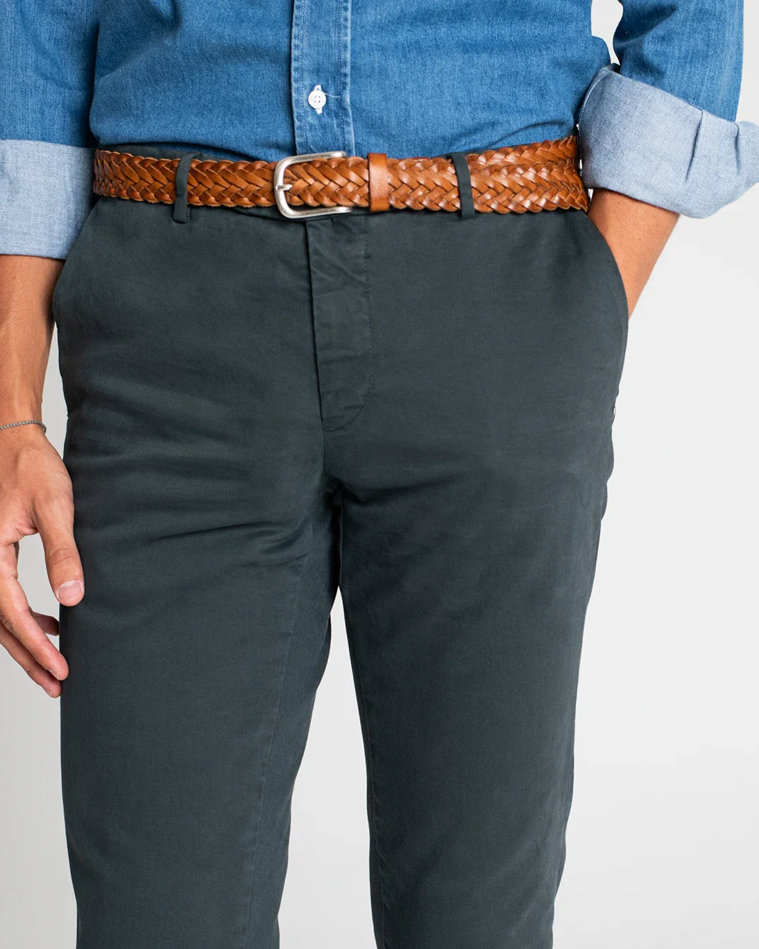 PANTALÓN CHINO AZUL PETRÓLEO TWAY - Imagen 3