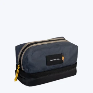 NECESER AZUL MARINO PROPERTY OF